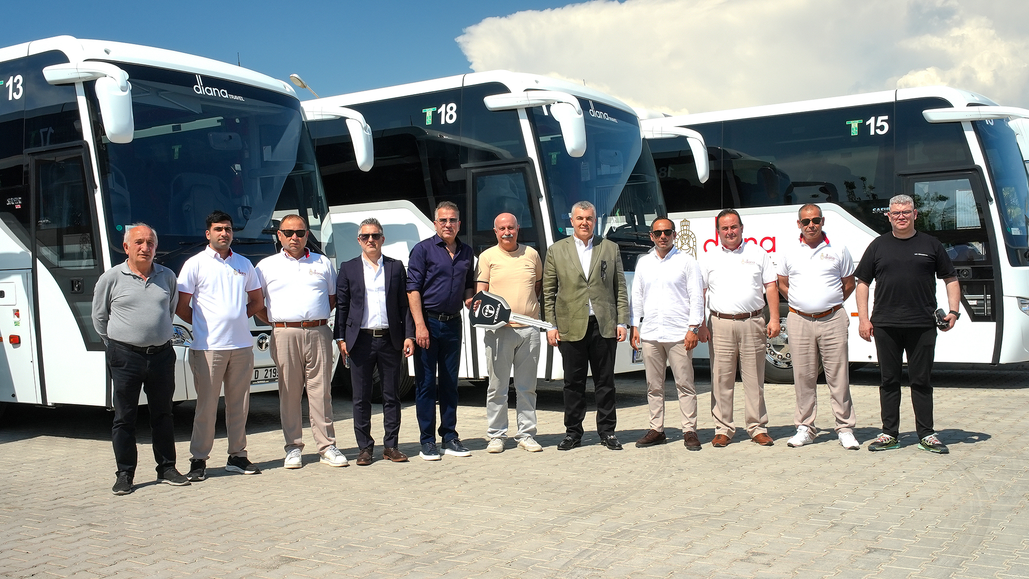 TEMSA’dan Diana Travel’a 9 adet Safir Teslimatı