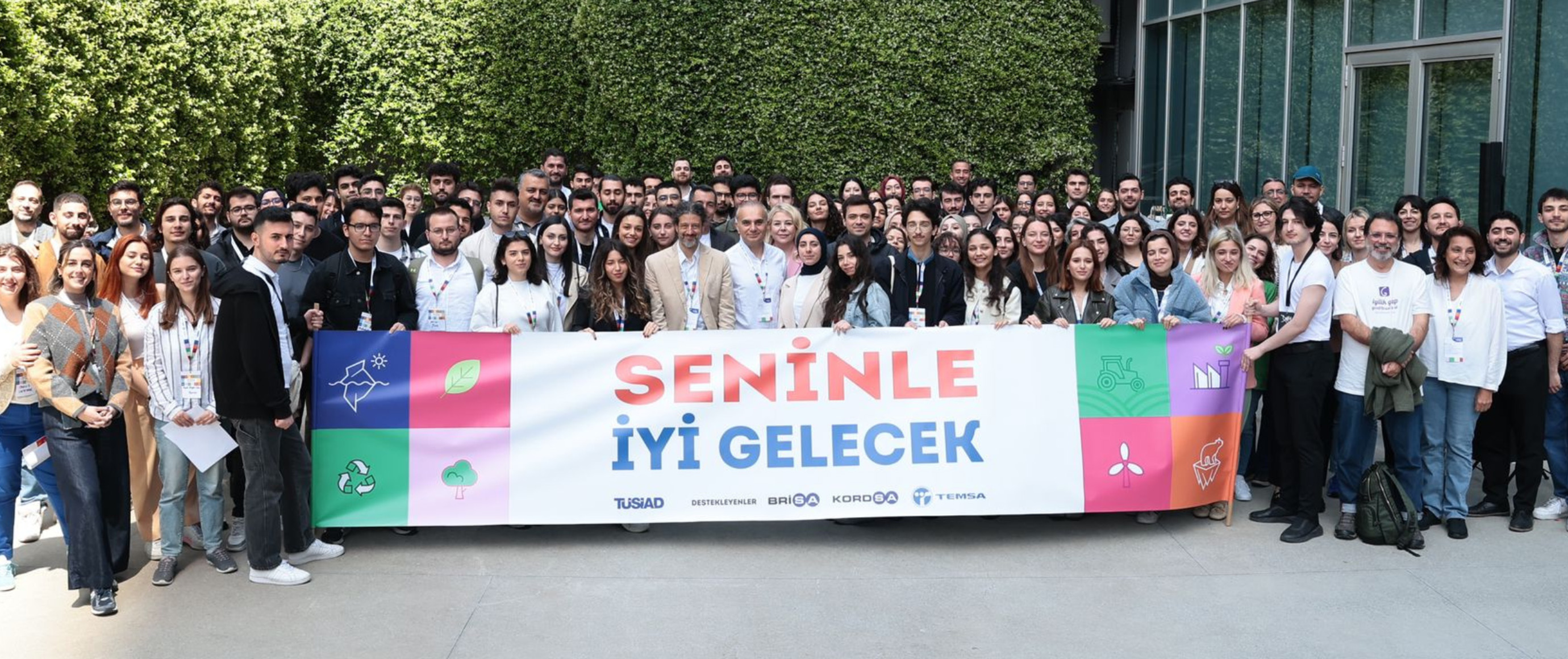 Gençler “Seninle İyi Gelecek” Etkinliğinde Sürdürülebilirlik Ve Girişimcilik İçin Buluştu.
